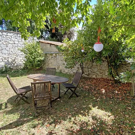 La Maison Janisse - Gite En Centre-Ville Avec Jardin Limoges Exterior photo